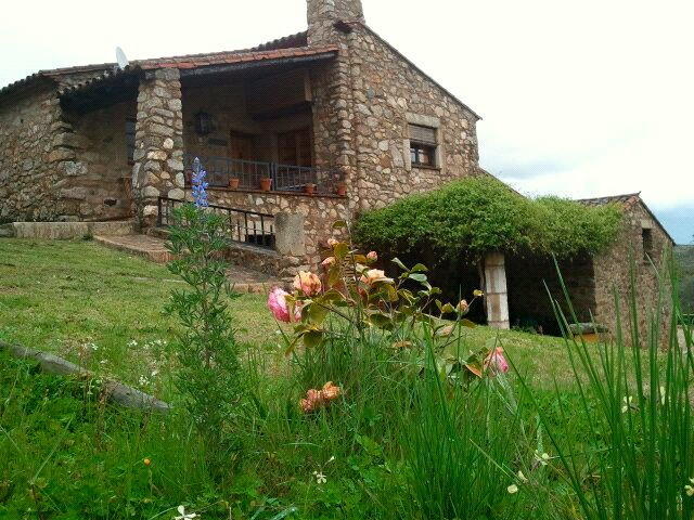 Apartamentos Rurales La Macera **** Valencia de Alcántara Zimmer foto